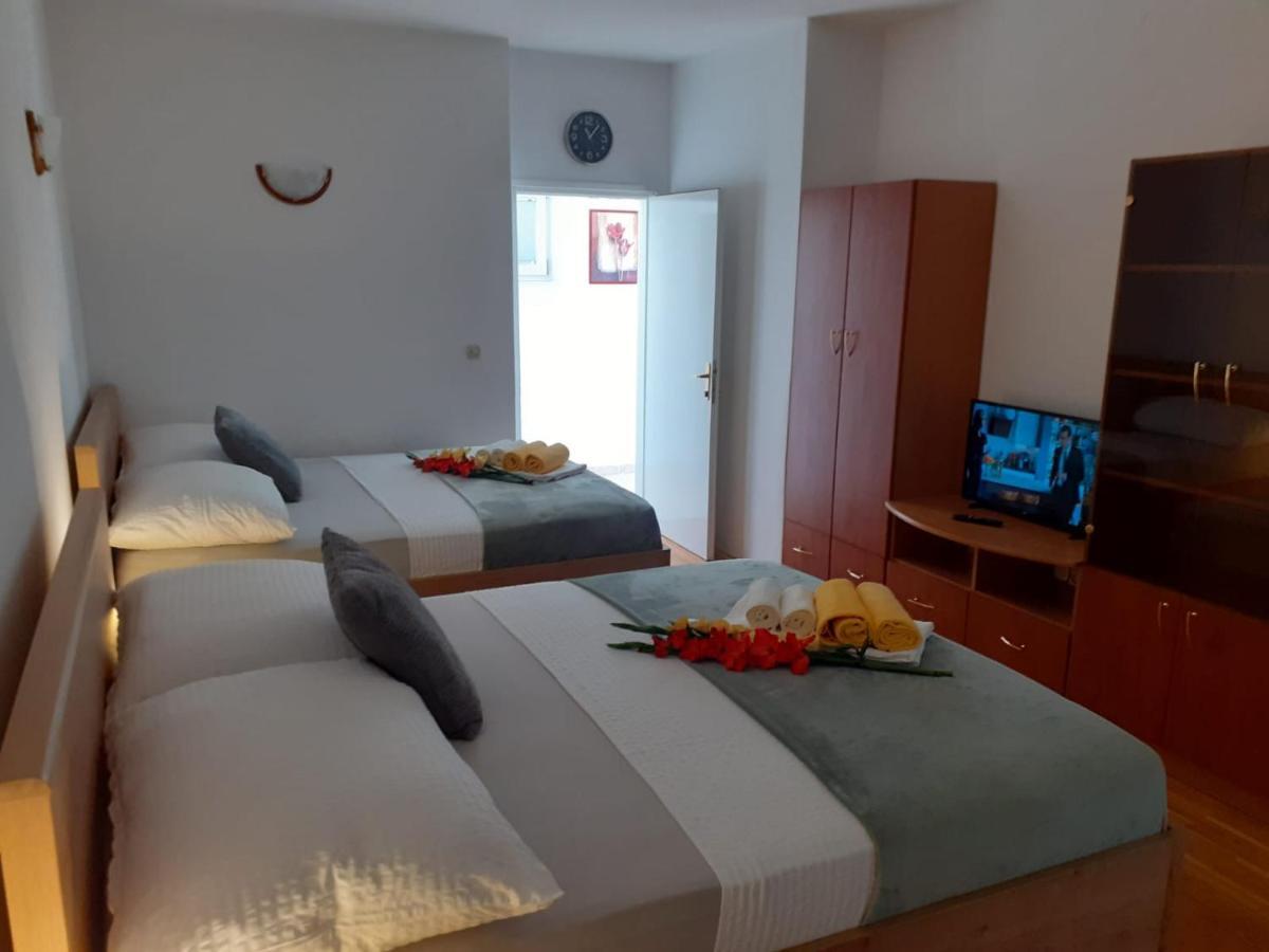 Apartments Vinea Baška Voda Dış mekan fotoğraf