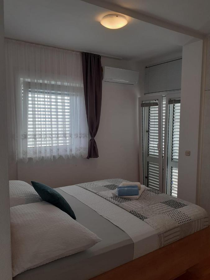 Apartments Vinea Baška Voda Dış mekan fotoğraf